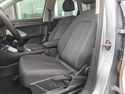 Audi Q3 Q3 35 TDI S tronic Business Argento usata RENDE