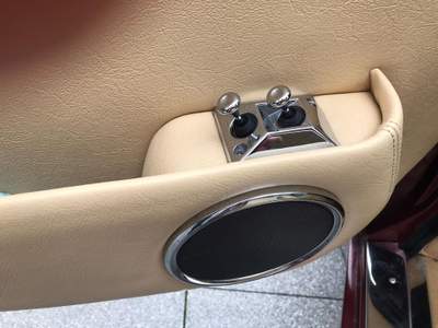 Jaguar Daimler Sovereign 1990 Jaguar Daimler Double Six con cambio automatico Marrone usata Milano