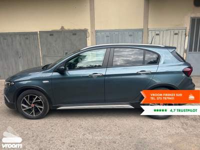 Fiat Tipo Tipo 1.5 Hybrid DCT 5 porte Cross Blu/Azzurro usata Firenze