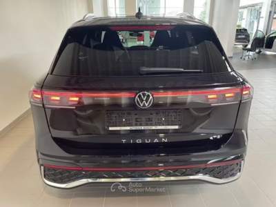 Volkswagen Tiguan 1.5 eTSI 110KW ACT R-Line DSG Gancio Led Garanzia Estesa Camera Nero usata Serravalle