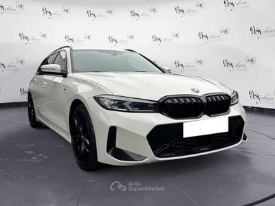 BMW Serie 3 320i 320i MSport Touring auto Head Up Camera 360° Gancio Bianco usata Serravalle