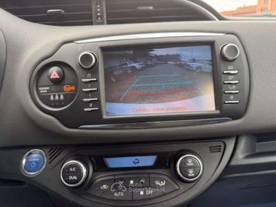 Toyota Yaris 1.5 Hybrid 5 porte Active Bianco usata Sesto San Giovanni