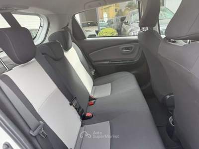 Toyota Yaris 1.5 Hybrid 5 porte Active Bianco usata Sesto San Giovanni