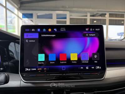 Volkswagen Golf 2.0 TDI SCR LIFE LED NAVI CAMERA Grigio usata Serravalle