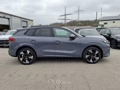 Cupra Terramar 1.5 eTSI DSG HUD Matrix Led Tetto Camera Grigio usata Serravalle