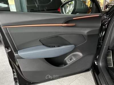 Cupra Terramar 1.5 eTSI DSG Head Up Cockpit LED 18" Nero usata Serravalle