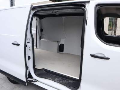 Opel Vivaro Vivaro 1.5 CDTI 120 CV L2 Medio CAMERA  3 POSTI 18.850+IVA Bianco usata Varna
