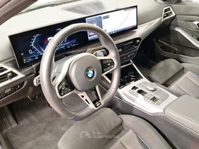 BMW Serie 3 Gran Turismo 318d 318i MSport Touring auto 18" Live Cockpit Camera Navi Bianco usata Serravalle