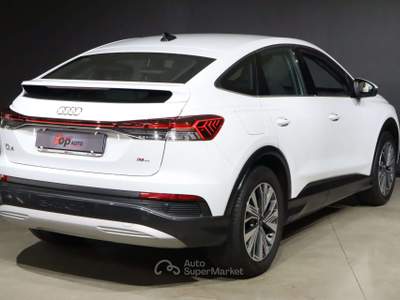 Audi Q4 Q4 Sportback e-tron Sportback 45 LED ACC CAMERA Bianco usata Varna
