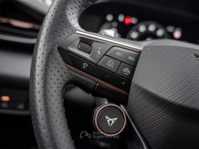 Cupra Terramar 1.5 e-HYBRID DSG Camera Navi Cockpit 18" Bianco usata Serravalle