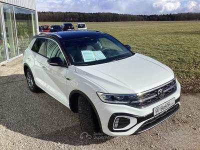 Volkswagen T-Roc 1.5 TSI ACT R-Line DSG NAVI ACC Bianco usata Serravalle