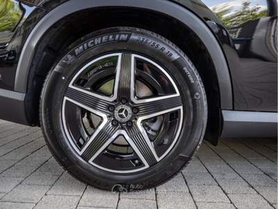 Mercedes-Benz GLC GLC 200d 4M MHEV AMG Line Advanced Plus Gancio Camera 360° 19" Nero usata Serravalle