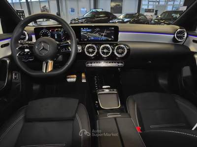 Mercedes-Benz CLA CLA 200 d AMG Line NIGHT PACK MBUX LED Grigio usata Serravalle