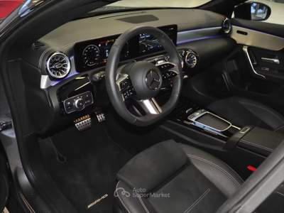 Mercedes-Benz CLA CLA 200 d AMG Line NIGHT PACK MBUX LED Grigio usata Serravalle