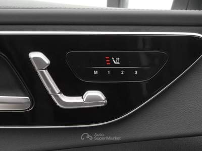 Mercedes-Benz Classe C C180 T AMG Camera Led 18" Mbux Nero usata Serravalle