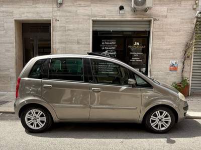 Lancia Musa GPL **CAMBIO AUTOMATICO** Oro usata Bari