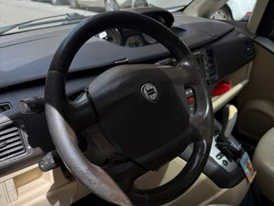 Lancia Musa GPL **CAMBIO AUTOMATICO** Oro usata Bari