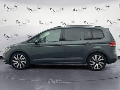 Volkswagen Touran 1.5 TSI HIGHLINE DSG LED MATRIX TETTO BLACK STYLE NAVI COCKPIT Grigio usata Serravalle
