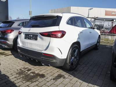Mercedes-Benz GLA GLA 200 AMG Line Prem TETTO LED MBUX CAMERA Bianco usata Serravalle