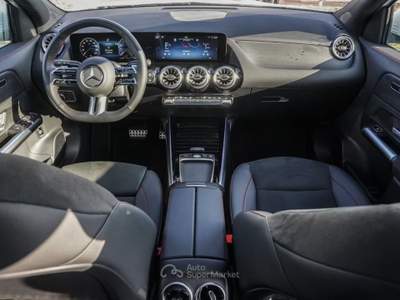 Mercedes-Benz GLA GLA 200 AMG Line Prem TETTO LED MBUX CAMERA Bianco usata Serravalle