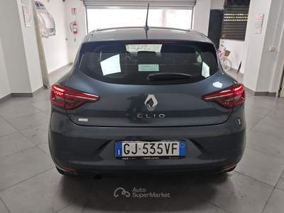 Renault Clio 1.0 TCE 90 Techno NAVI Grigio usata Striano