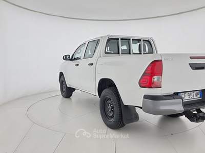 Toyota Hilux 2.4 D-4D DC Comfort 4WD M/T Gancio traino Bianco usata Reggio nell'Emilia