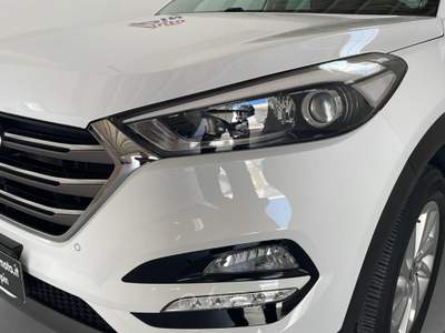 Hyundai Tucson 1.7 CRDi 2WD Xpossible usata Sava