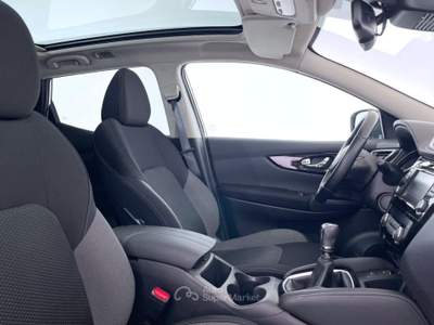 Nissan Qashqai 1.5 dCi 115 CV N-Connecta Bianco usata Bastia Umbra