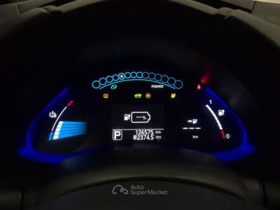 Nissan Leaf Tekna 30KWh Bianco usata Caresanablot
