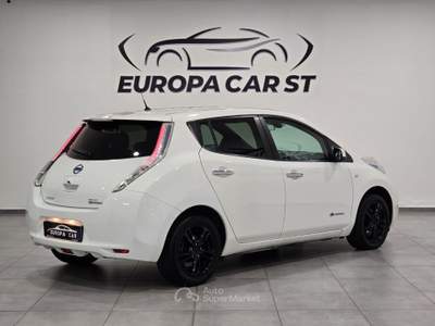 Nissan Leaf Tekna 30KWh Bianco usata Caresanablot