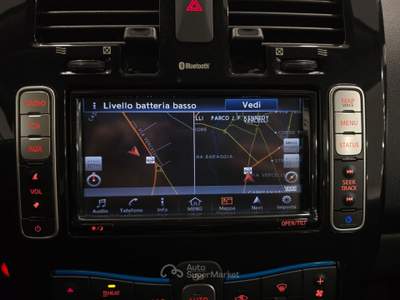 Nissan Leaf Tekna 30KWh Bianco usata Caresanablot