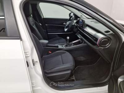 Jeep Avenger 1.2 Turbo 100 CV Summit Bianco usata Erba