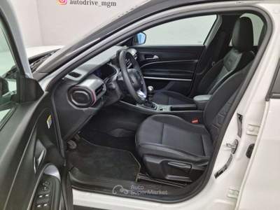Jeep Avenger 1.2 Turbo 100 CV Summit Bianco usata Erba