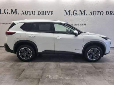 Nissan X-Trail e-Power e-4orce 4WD 7 posti N-Connecta Bianco usata Erba