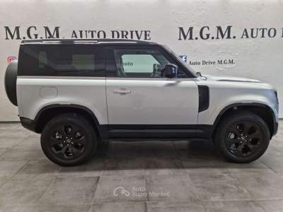 Land Rover Defender 90 3.0D I6 300 CV AWD Auto X-Dynamic HSE Argento usata Erba