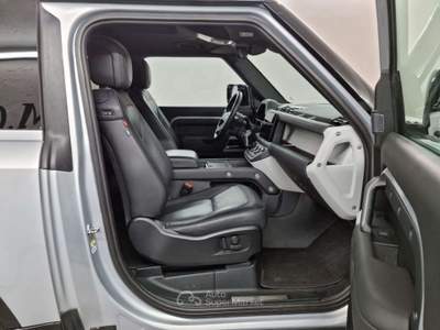 Land Rover Defender 90 3.0D I6 300 CV AWD Auto X-Dynamic HSE Argento usata Erba