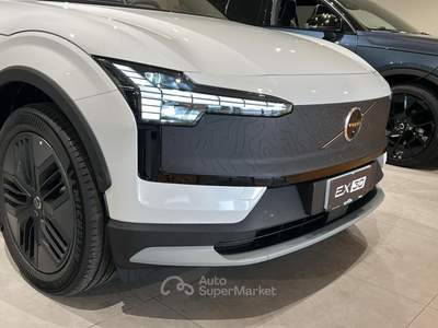 Volvo EX30 EX30 Cross Country Twin Motor Performance AWD Ultra Bianco usata Rimini
