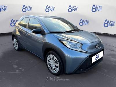 Toyota Aygo X 1.0B (72 CV) Active - Prenota Ora! -** Blu/Azzurro usata Ciampino