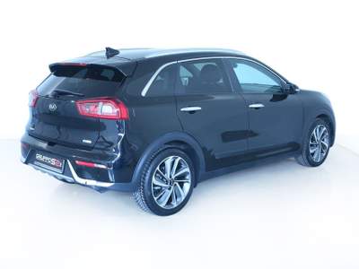Kia Niro 1.6 HEV GDI Style DCT Cerchi in lega da 18"/Kia Navigation System con schermo da 7", retrocamera Nero usata Feltre