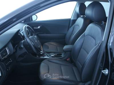 Kia Niro 1.6 HEV GDI Style DCT Cerchi in lega da 18"/Kia Navigation System con schermo da 7", retrocamera Nero usata Feltre