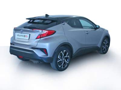 Toyota C-HR 1.8H 122cv E-CVT Style Telecamera posteriore/Sedili anteriori riscaldabili/Cerchi in lega da 18"/Vetri posteriori oscurati Argento usata Feltre