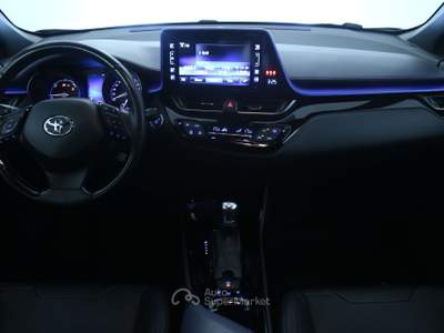 Toyota C-HR 1.8H 122cv E-CVT Style Telecamera posteriore/Sedili anteriori riscaldabili/Cerchi in lega da 18"/Vetri posteriori oscurati Argento usata Feltre