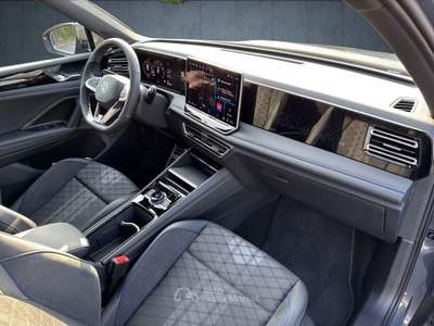 Volkswagen Tiguan 1.5 eTSI 110KW ACT R-Line DSG Navi Gancio Led Camera Grigio usata Serravalle