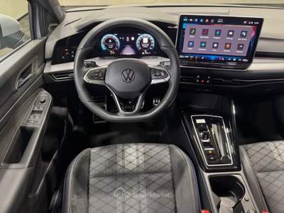 Volkswagen Golf 1.5 eTSI ACT 110kW R-Line DSG CAMERA 360 LED NAVI Grigio usata Serravalle