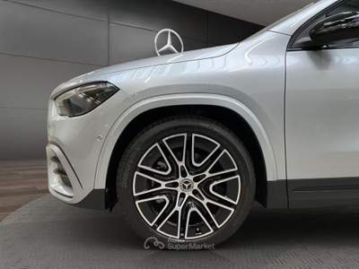 Mercedes-Benz GLA GLA 180 AMG Line Adv Plus CAMERA MBUX LED Argento usata Serravalle