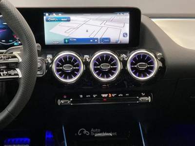 Mercedes-Benz GLA GLA 180 AMG Line Adv Plus CAMERA MBUX LED Argento usata Serravalle