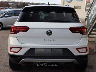 Volkswagen T-Roc 1.5 TSI ACT Goal ACC PDC LED CAR PLAY Bianco usata Serravalle