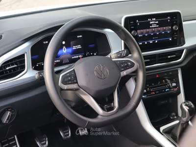 Volkswagen T-Roc 1.5 TSI ACT Goal ACC PDC LED CAR PLAY Bianco usata Serravalle