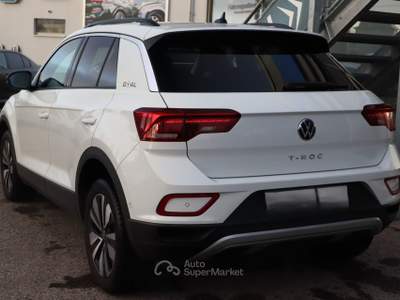 Volkswagen T-Roc 1.5 TSI ACT Goal ACC PDC LED CAR PLAY Bianco usata Serravalle