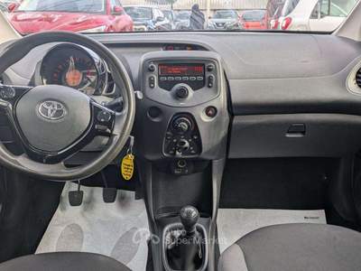Toyota Aygo Aygo 1.0 VVT-i 69 CV 5 porte x-play Bianco usata Roma
